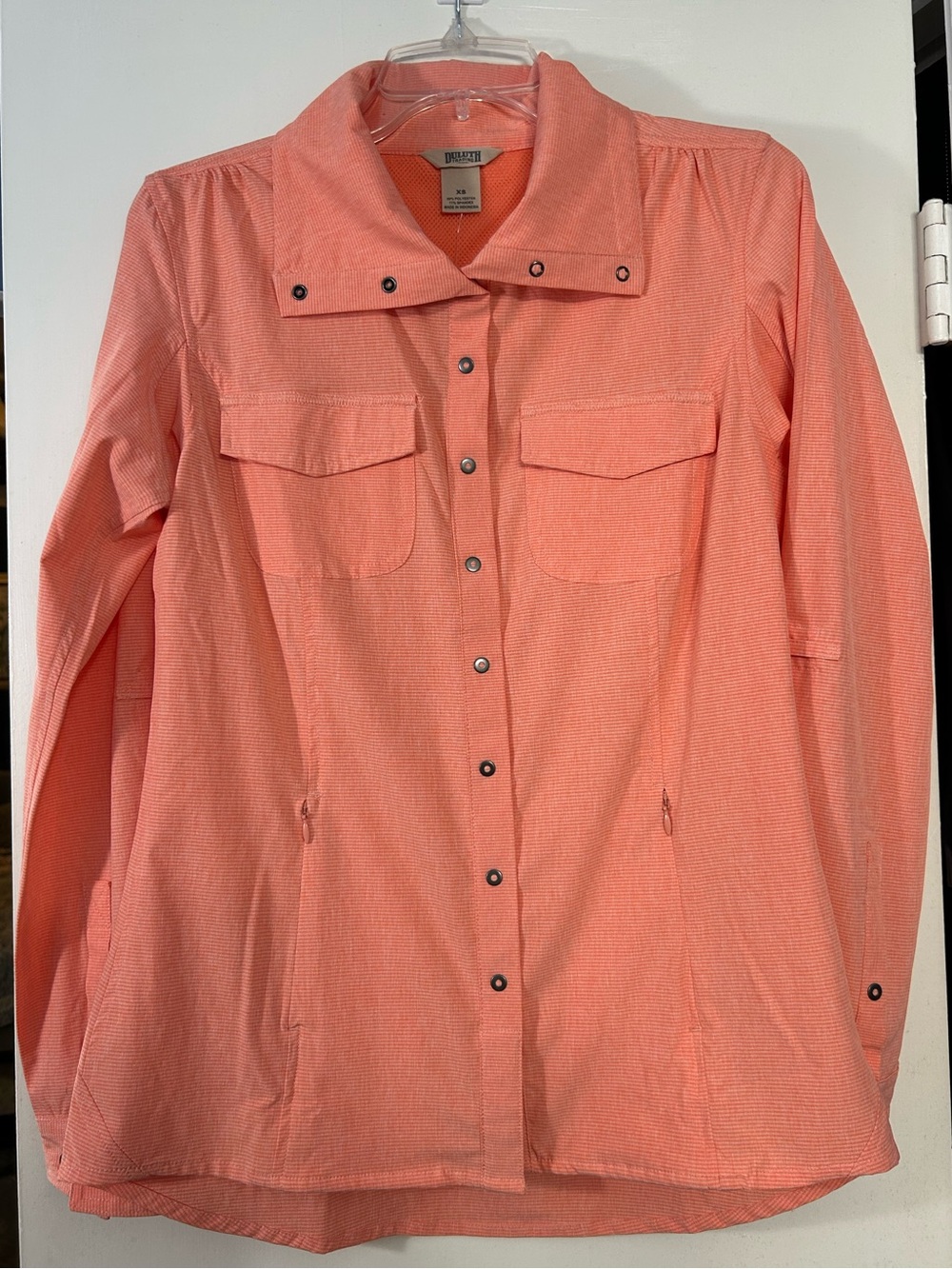 Duluth Trading Company long-sleeve snap-front utility shirt XSm